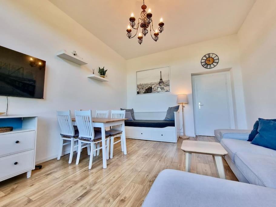 2 Room Apartment Near Station Neustadt In Dresden Neustadt エクステリア 写真