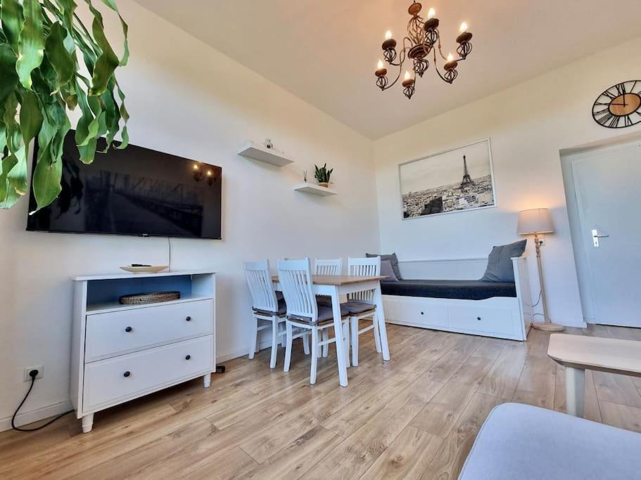 2 Room Apartment Near Station Neustadt In Dresden Neustadt エクステリア 写真