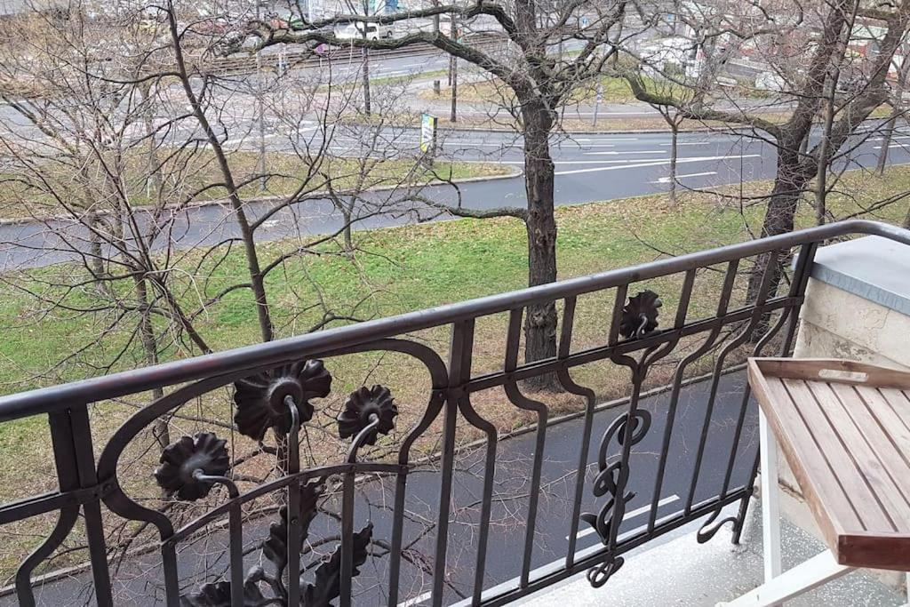 2 Room Apartment Near Station Neustadt In Dresden Neustadt エクステリア 写真